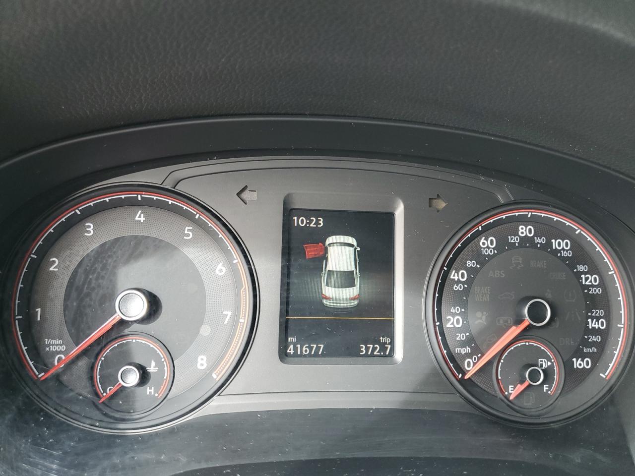 2021 Volkswagen Passat - Image 9