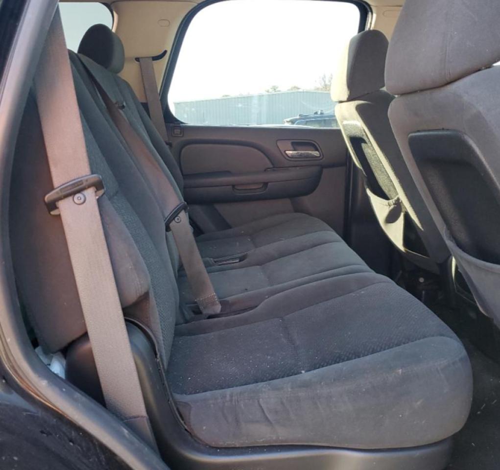 2008 Chevrolet Tahoe - Image 11