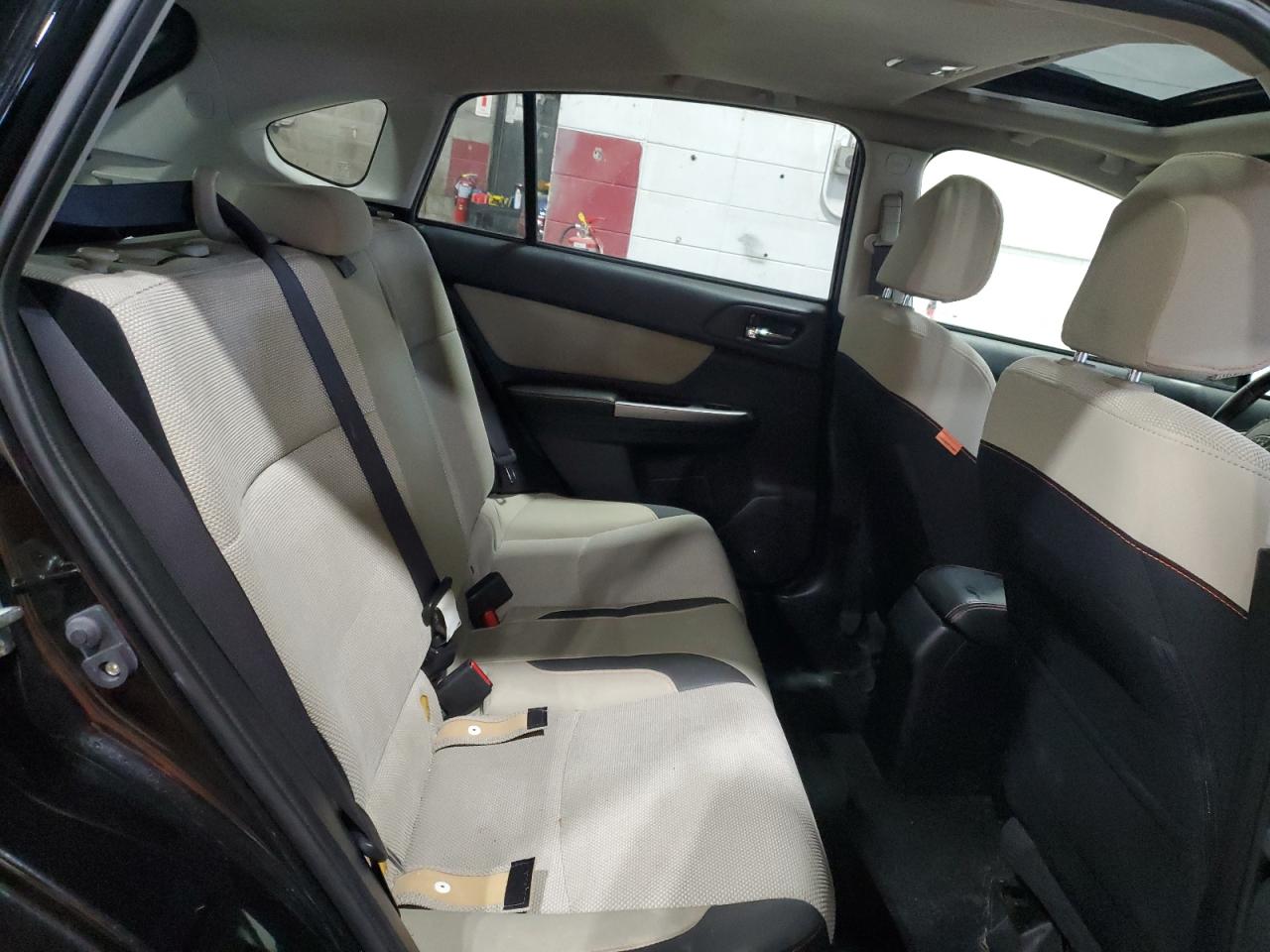 2016 Subaru XV - Image 11