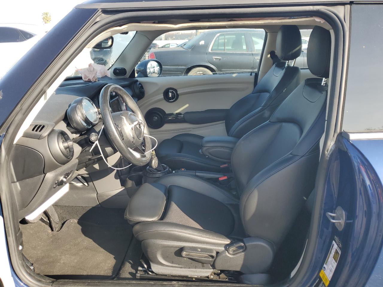 2015 MINI Cooper - Image 7