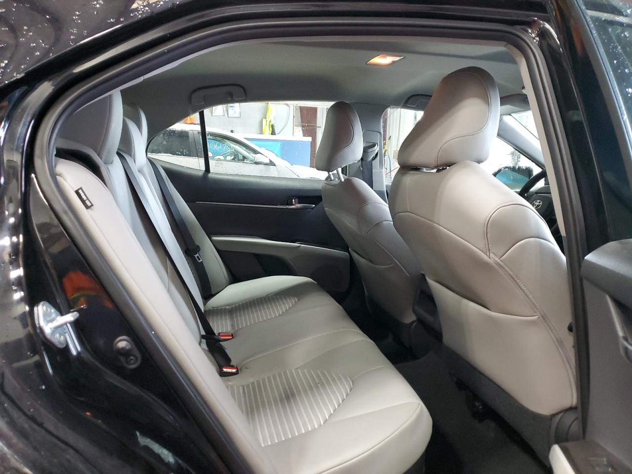 2021 Toyota Camry - Image 10