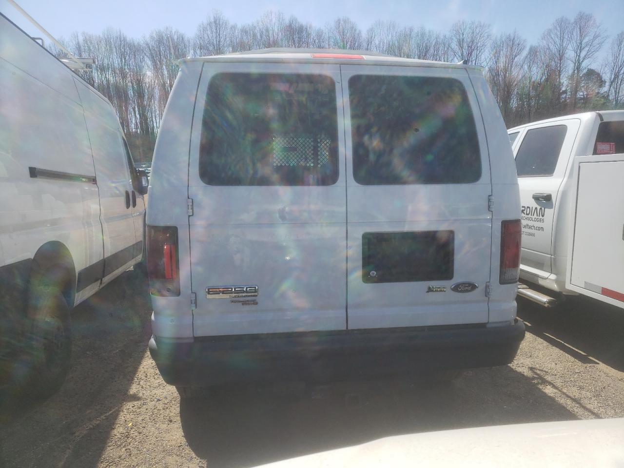 2013 Ford Econoline - Image 6