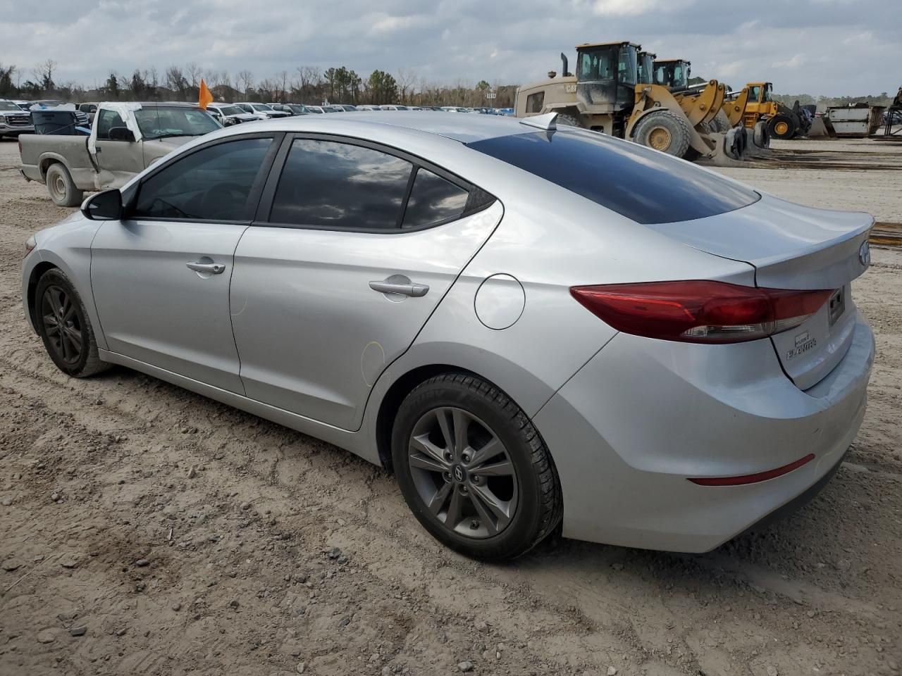 2017 Hyundai Elantra - Image 2