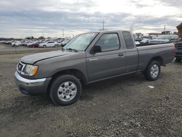 2000 Nissan Frontier King Cab Xe