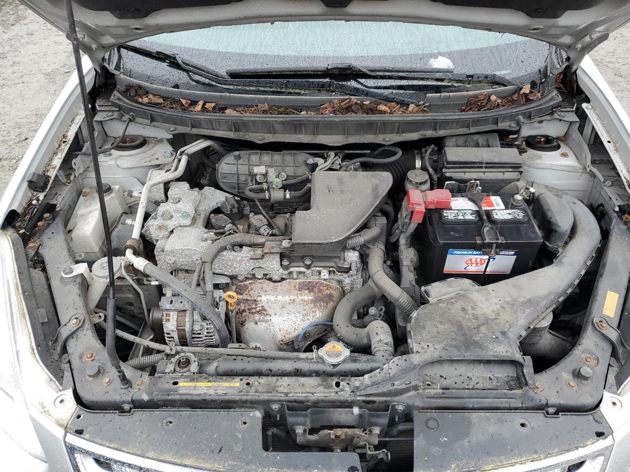 2011 Nissan Rogue - Image 12