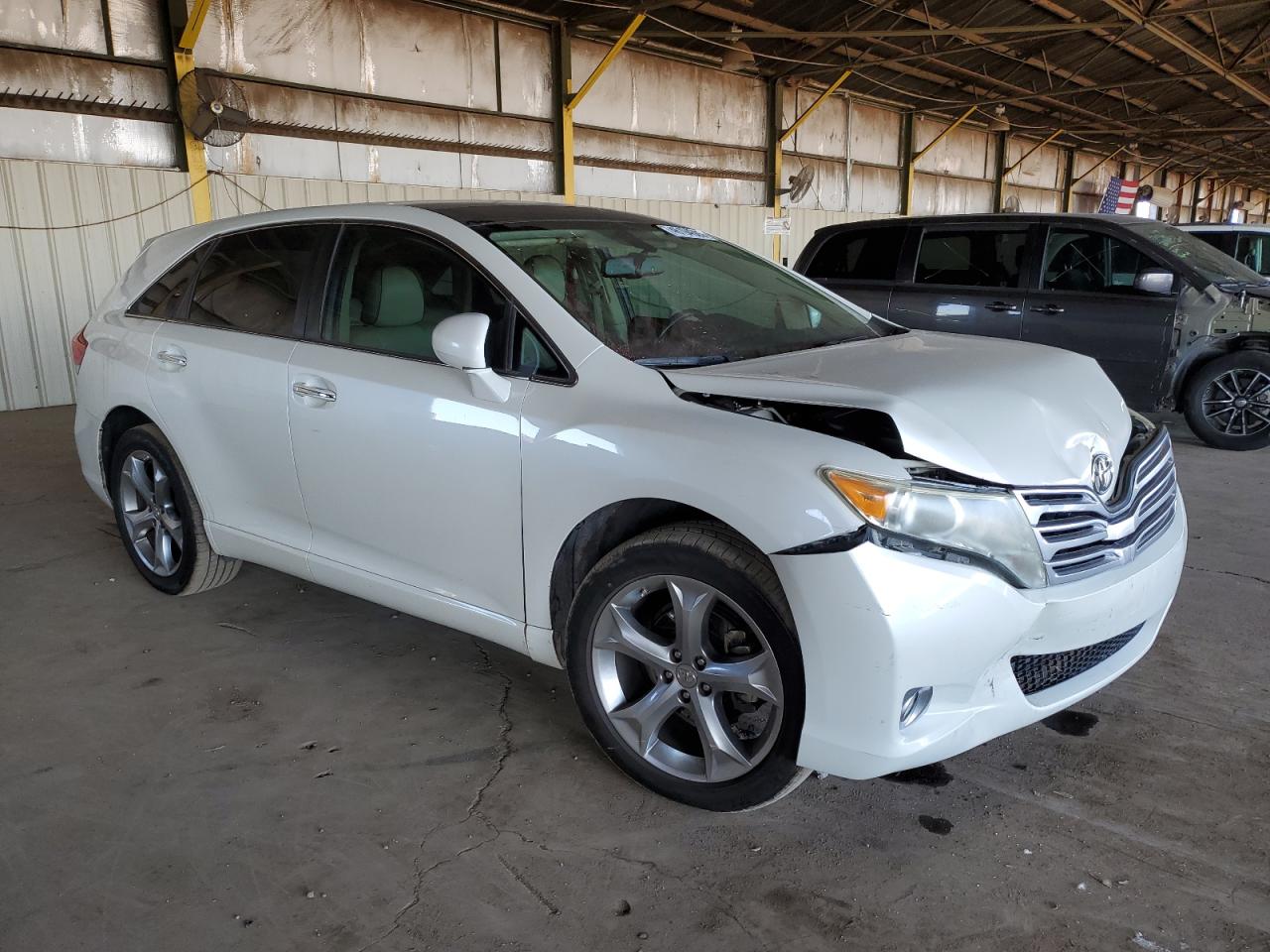2011 Toyota Venza - Image 4