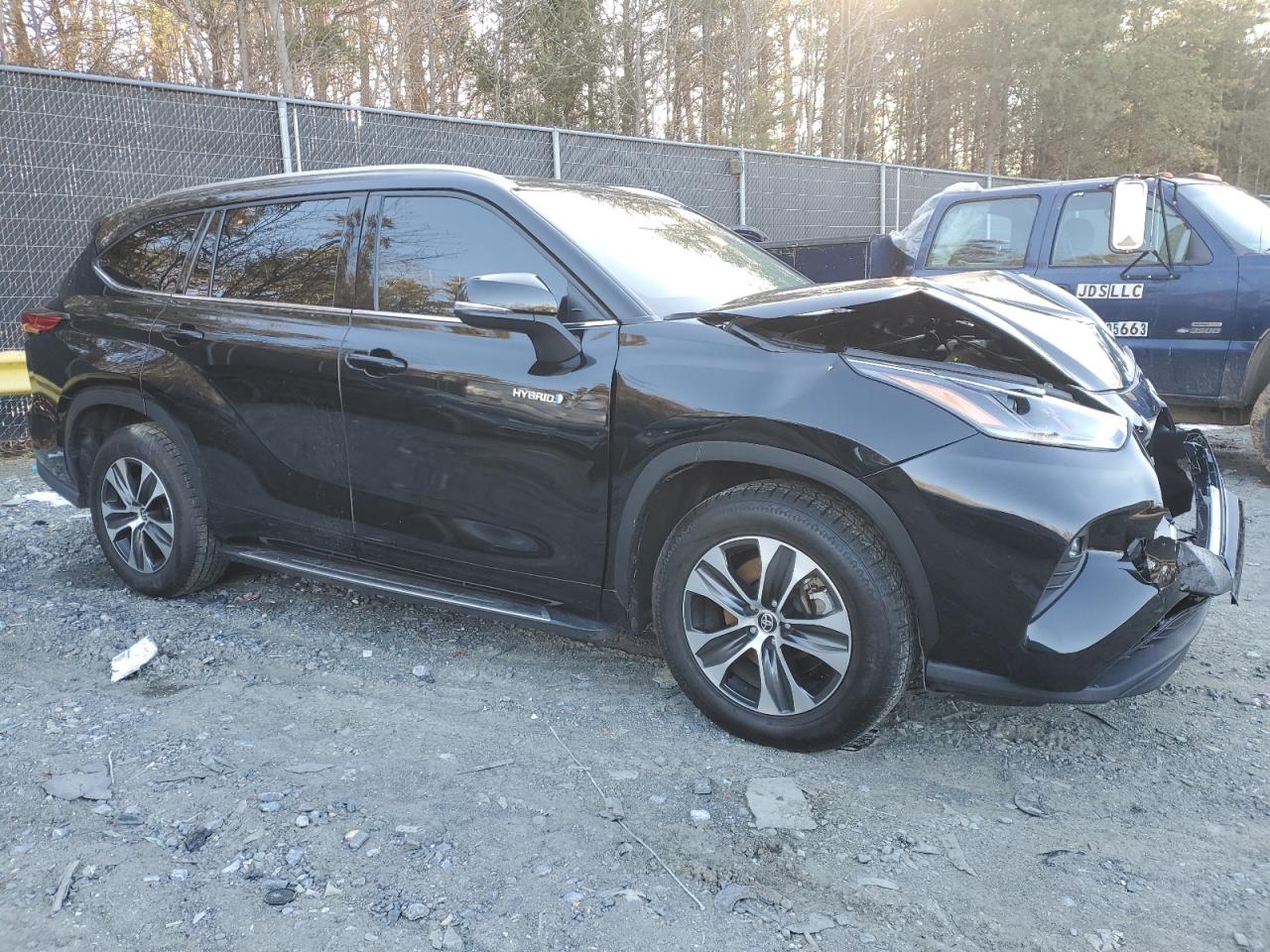 2021 Toyota Highlander - Image 4