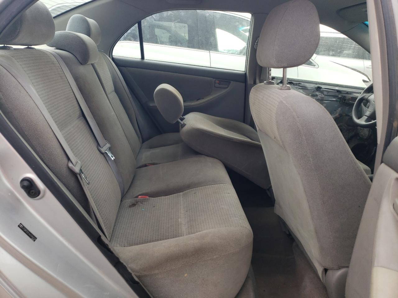 2006 Toyota Corolla - Image 10
