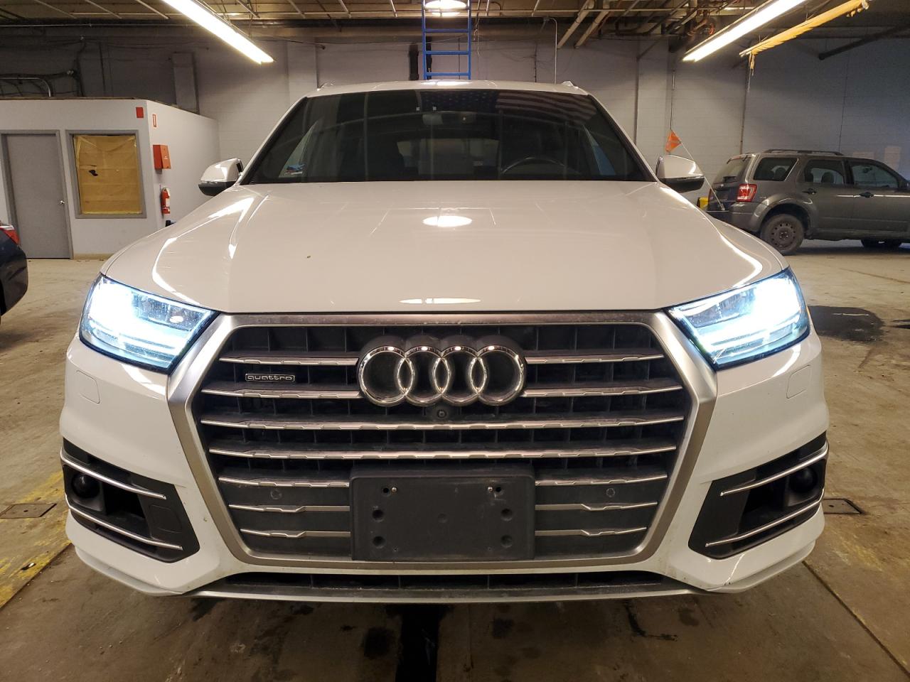 2018 Audi Q7 - Image 5
