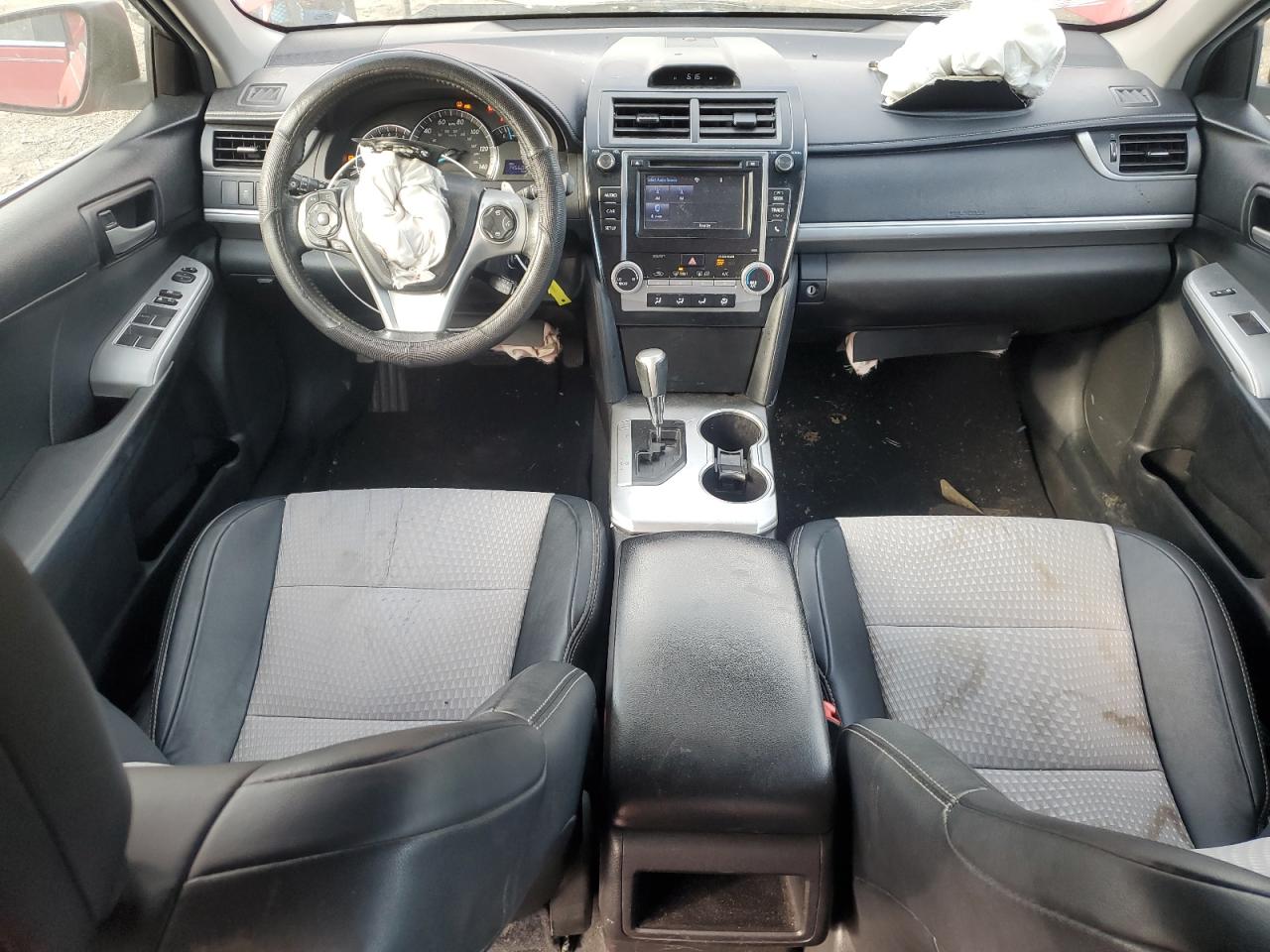 2014 Toyota Camry - Image 8