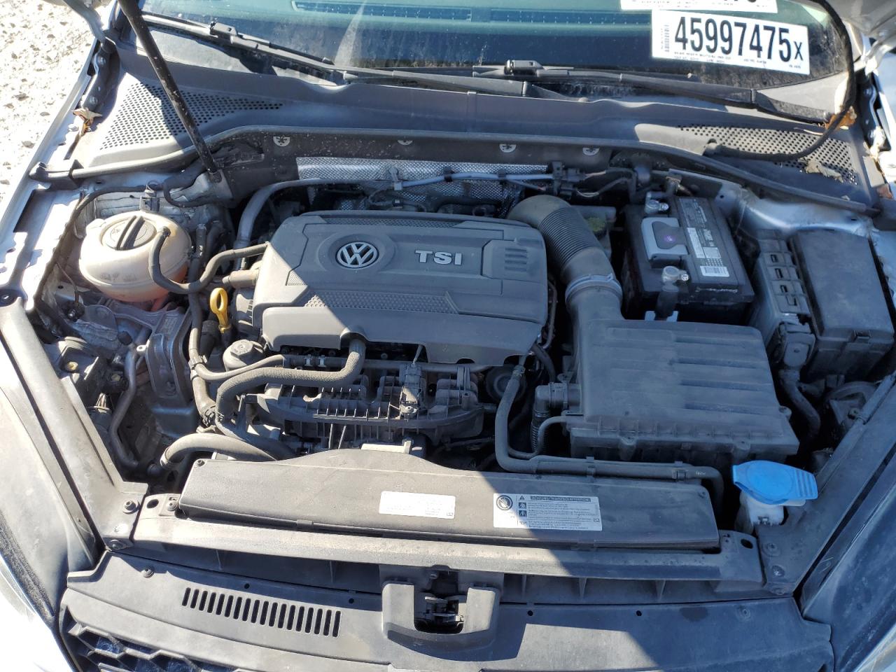 2017 Volkswagen Golf - Image 11