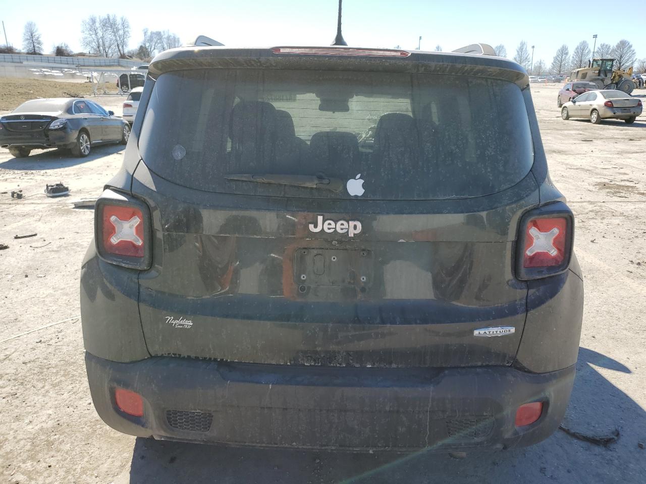2017 Jeep Renegade - Image 6