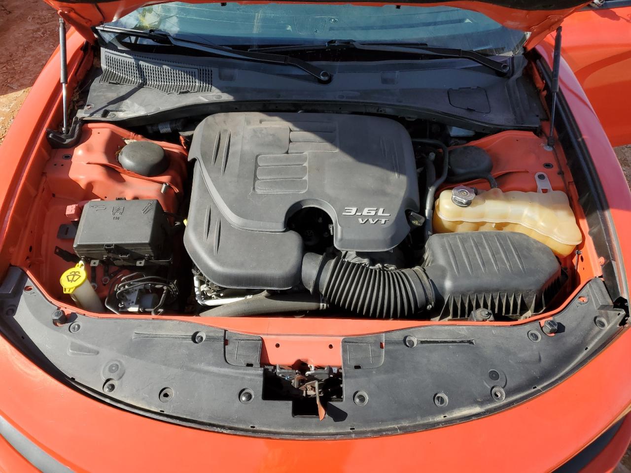 2019 Dodge Charger - Image 13