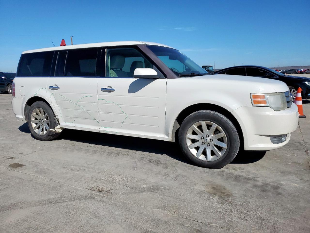 2009 Ford Flex - Image 4