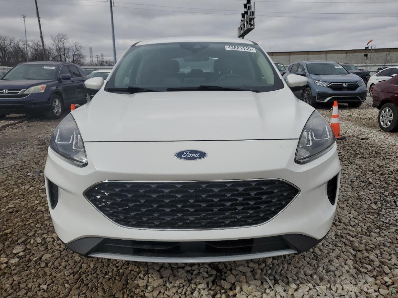 2020 Ford Escape - Image 5