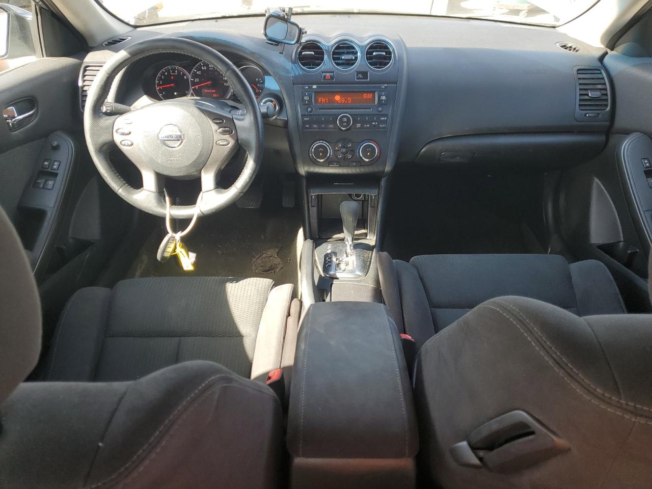 2012 Nissan Altima - Image 8