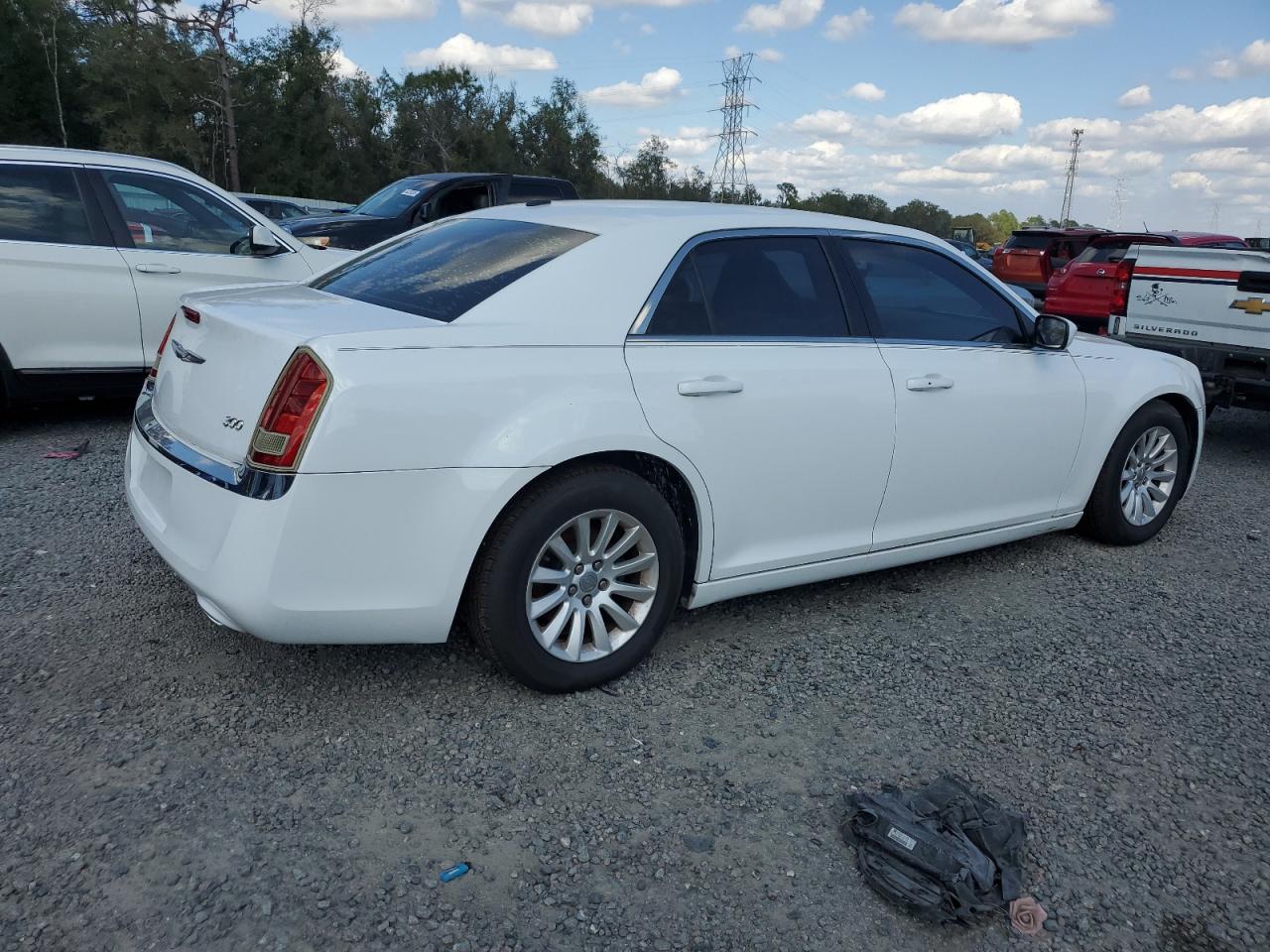 2013 Chrysler 300 - Image 3