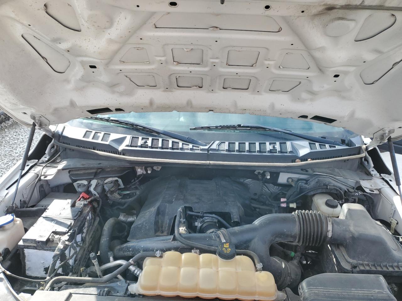 2018 Ford F-150 - Image 11
