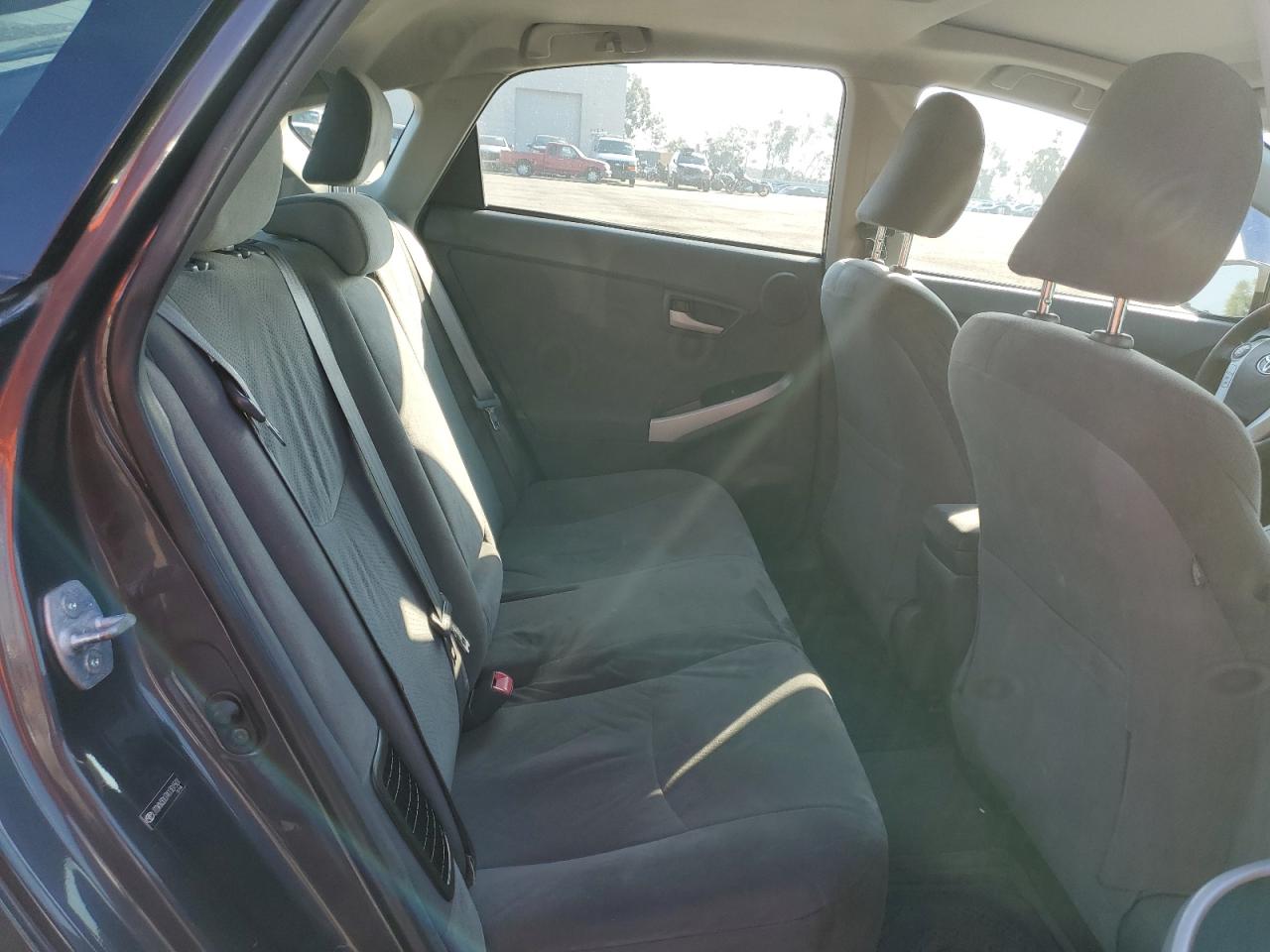 2010 Toyota Prius - Image 10