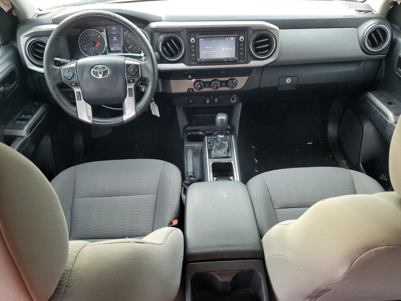 2019 Toyota Tacoma - Image 8