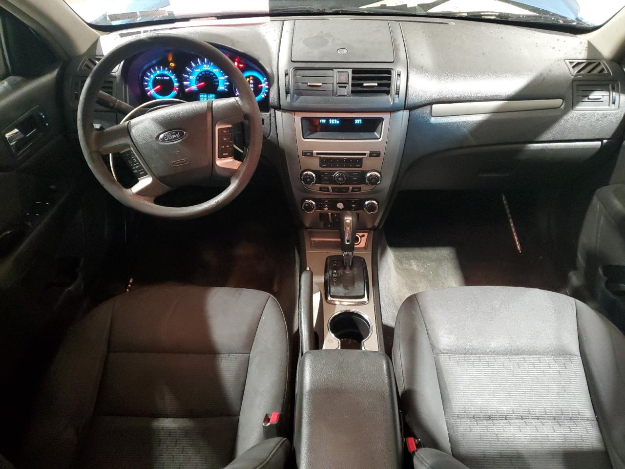 2010 Ford Fusion - Image 8
