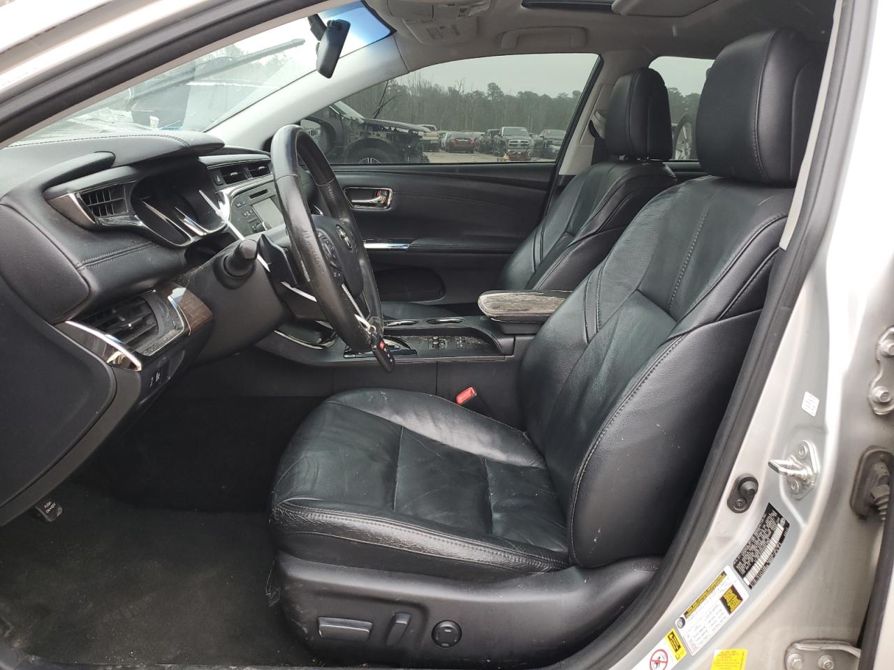 2013 Toyota Avalon - Image 7