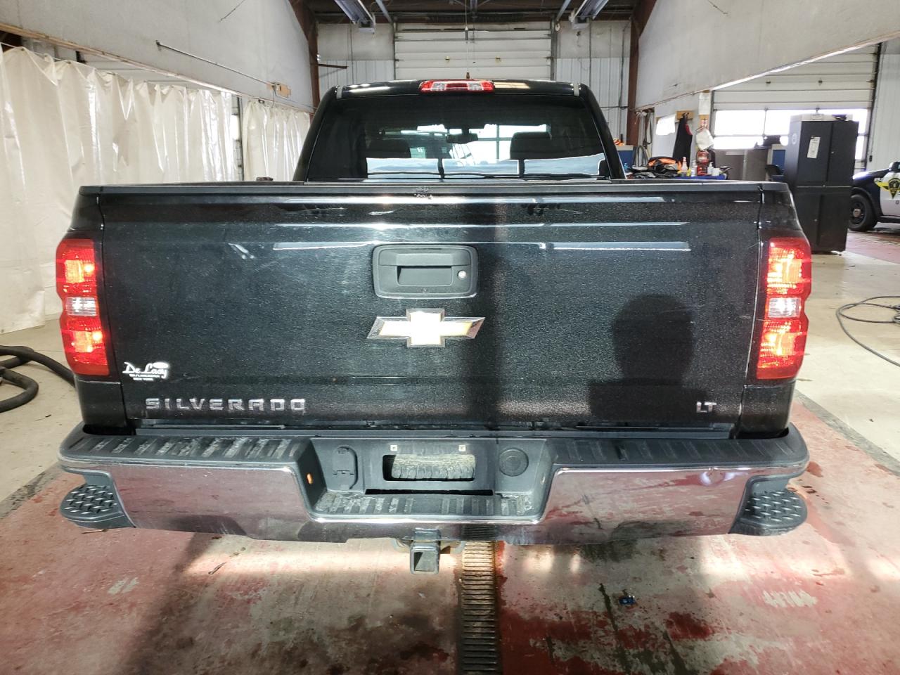 2016 Chevrolet Silverado - Image 6
