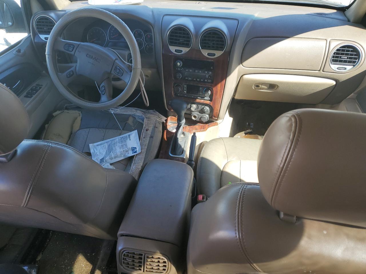 2004 GMC Envoy - Image 8