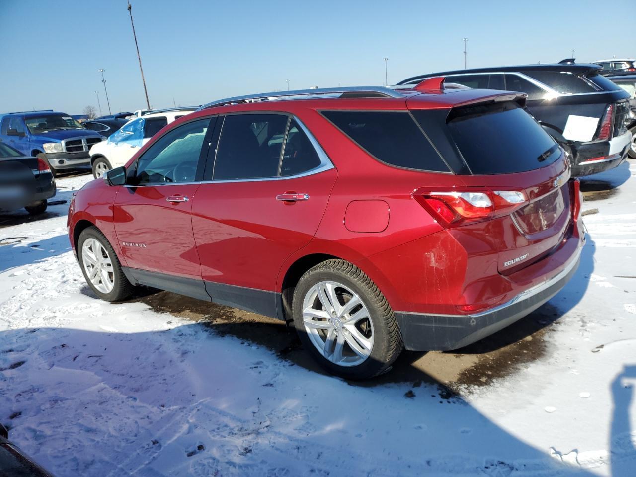 2018 Chevrolet Equinox - Image 2