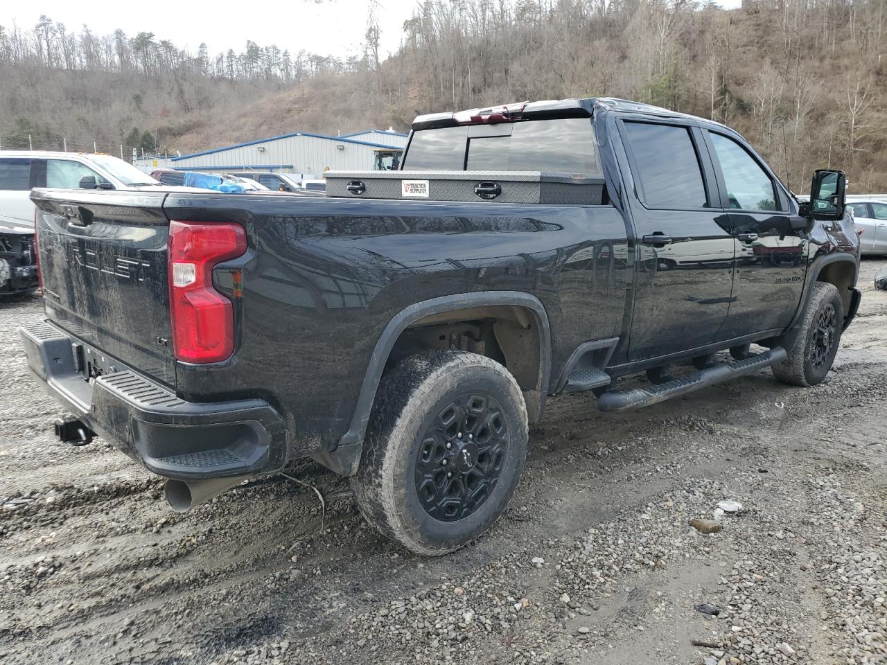 2024 Chevrolet Silverado - Image 3