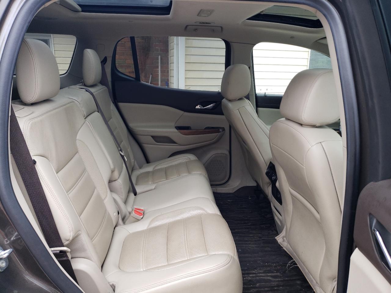 2019 GMC Acadia - Image 11