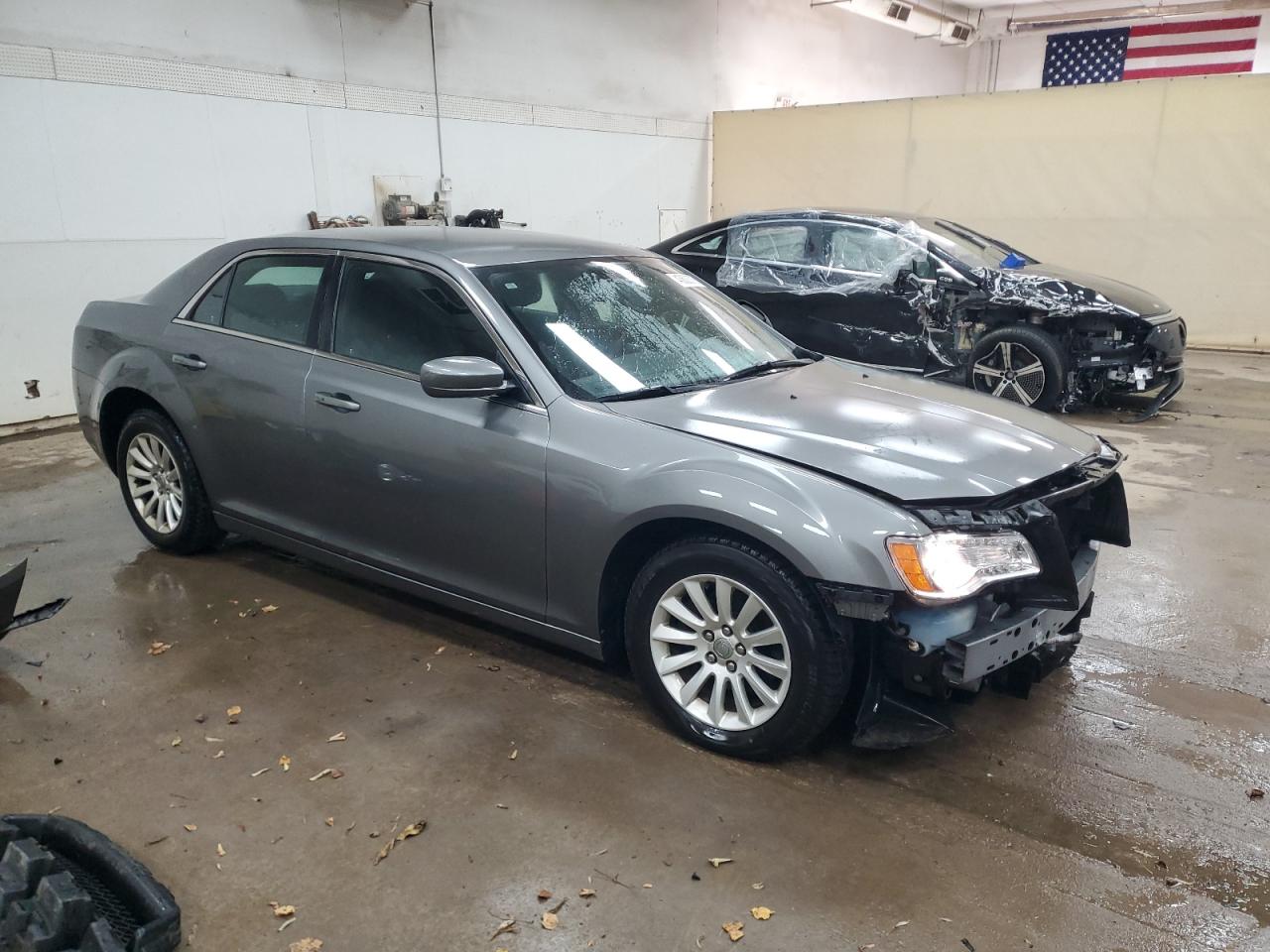 2012 Chrysler 300 - Image 4