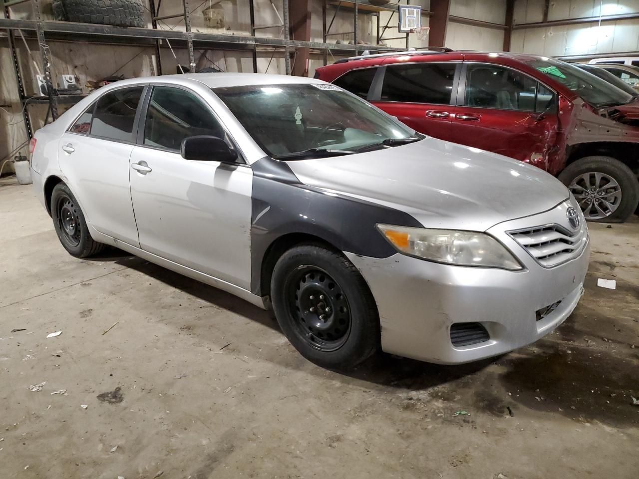 2010 Toyota Camry - Image 4