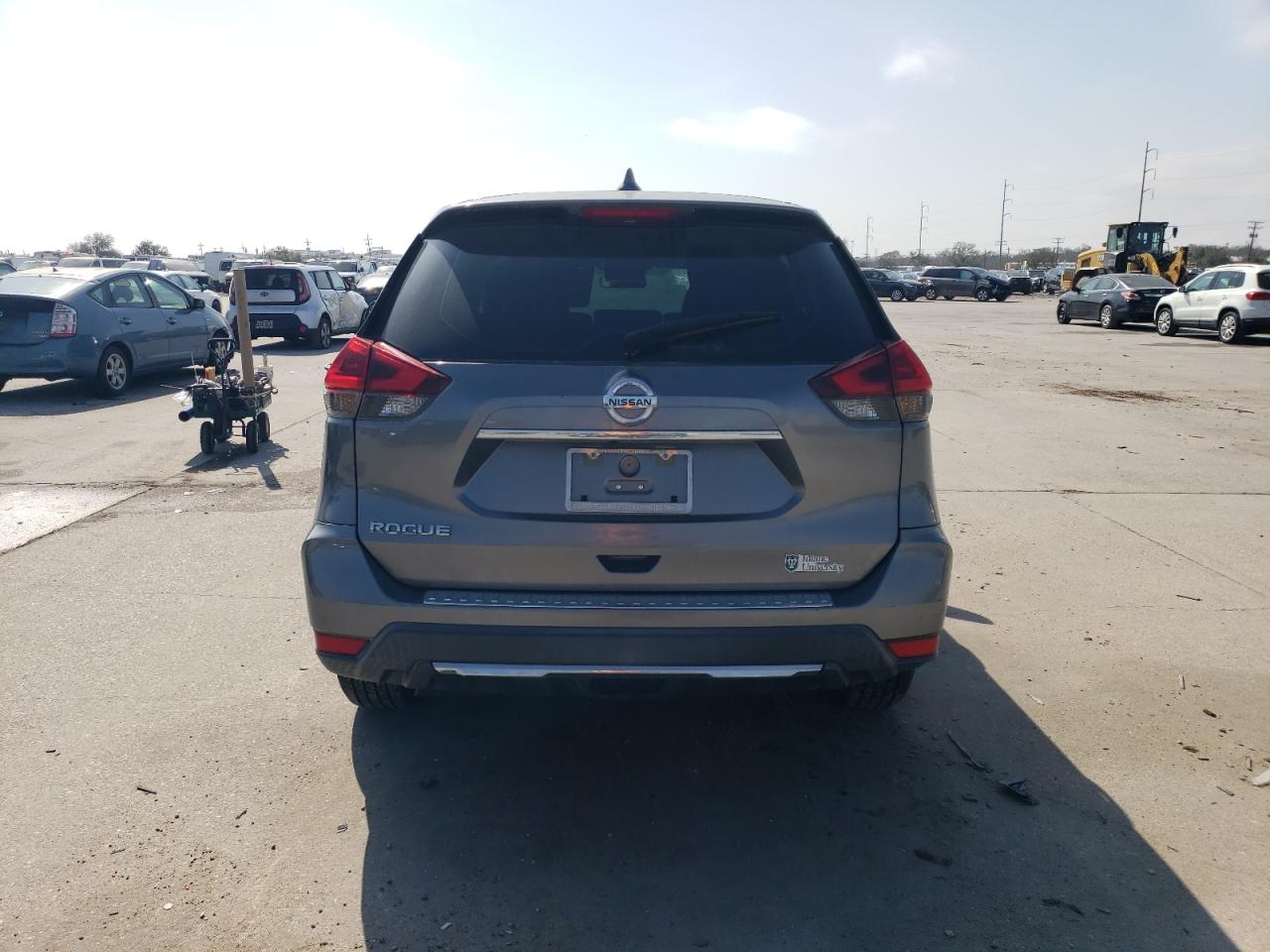 2018 Nissan Rogue - Image 6