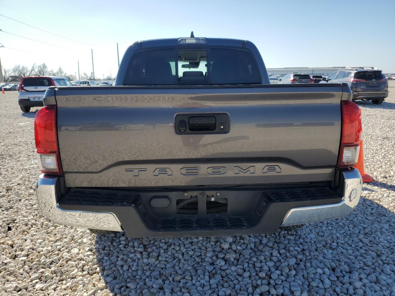 2020 Toyota Tacoma - Image 6