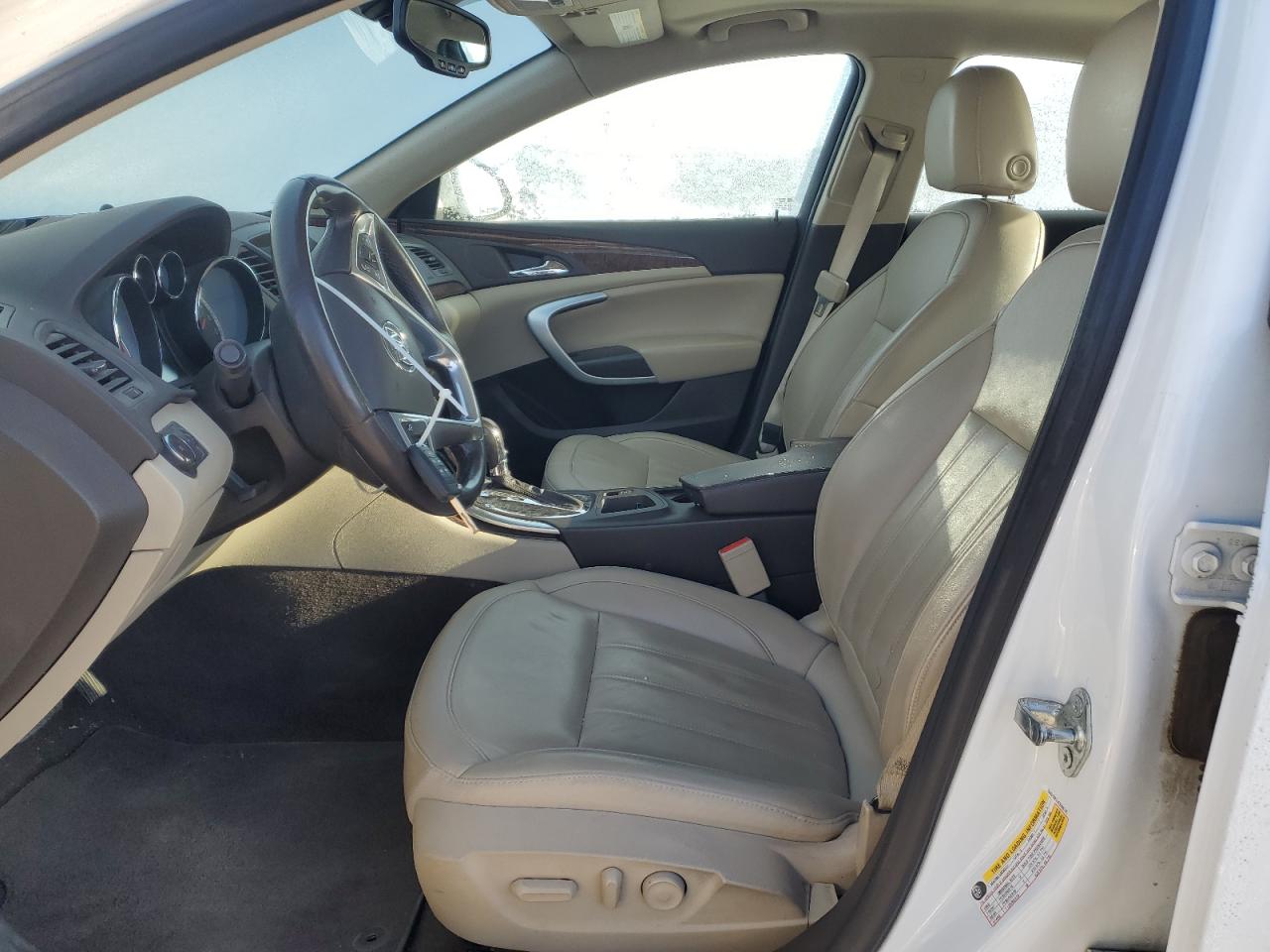 2012 Buick Regal - Image 7