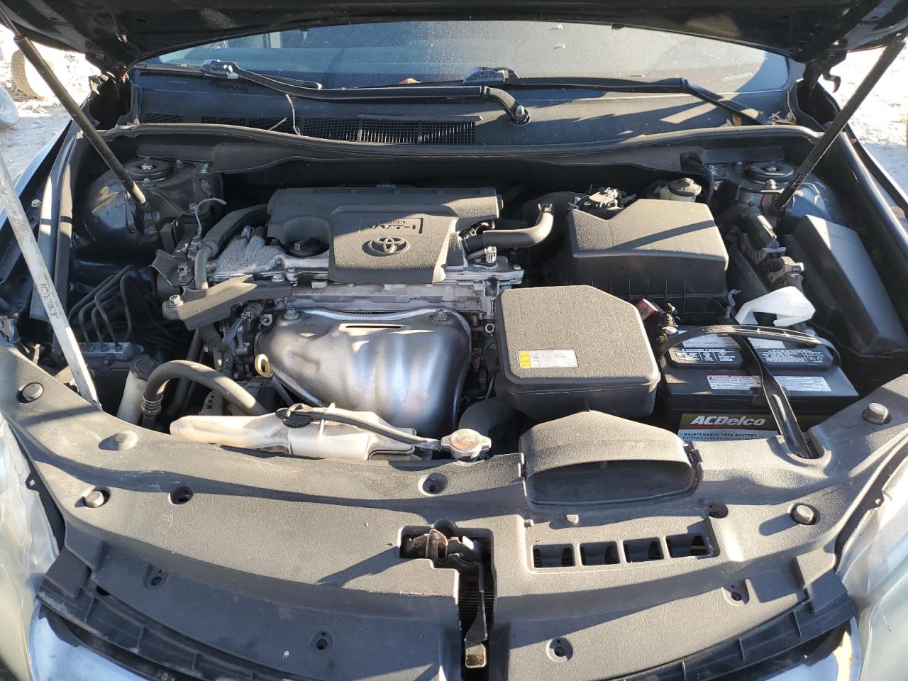 2016 Toyota Camry - Image 11