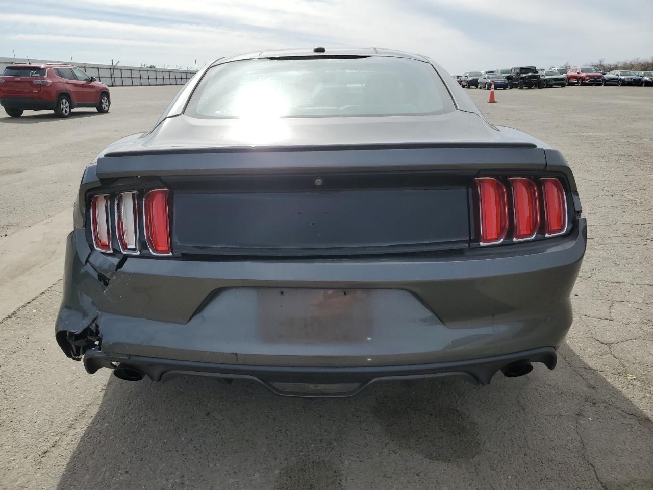 2015 Ford Mustang - Image 6