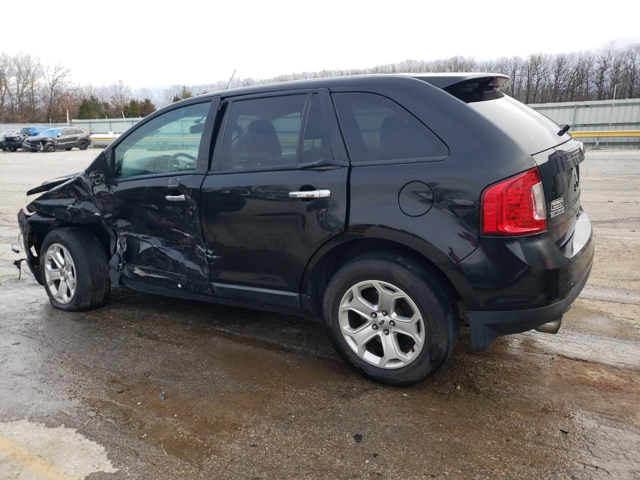 2011 Ford Edge - Image 2