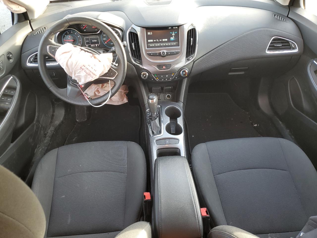 2017 Chevrolet Cruze - Image 8