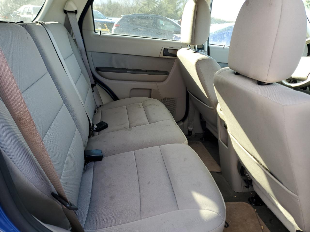 2011 Ford Escape - Image 11