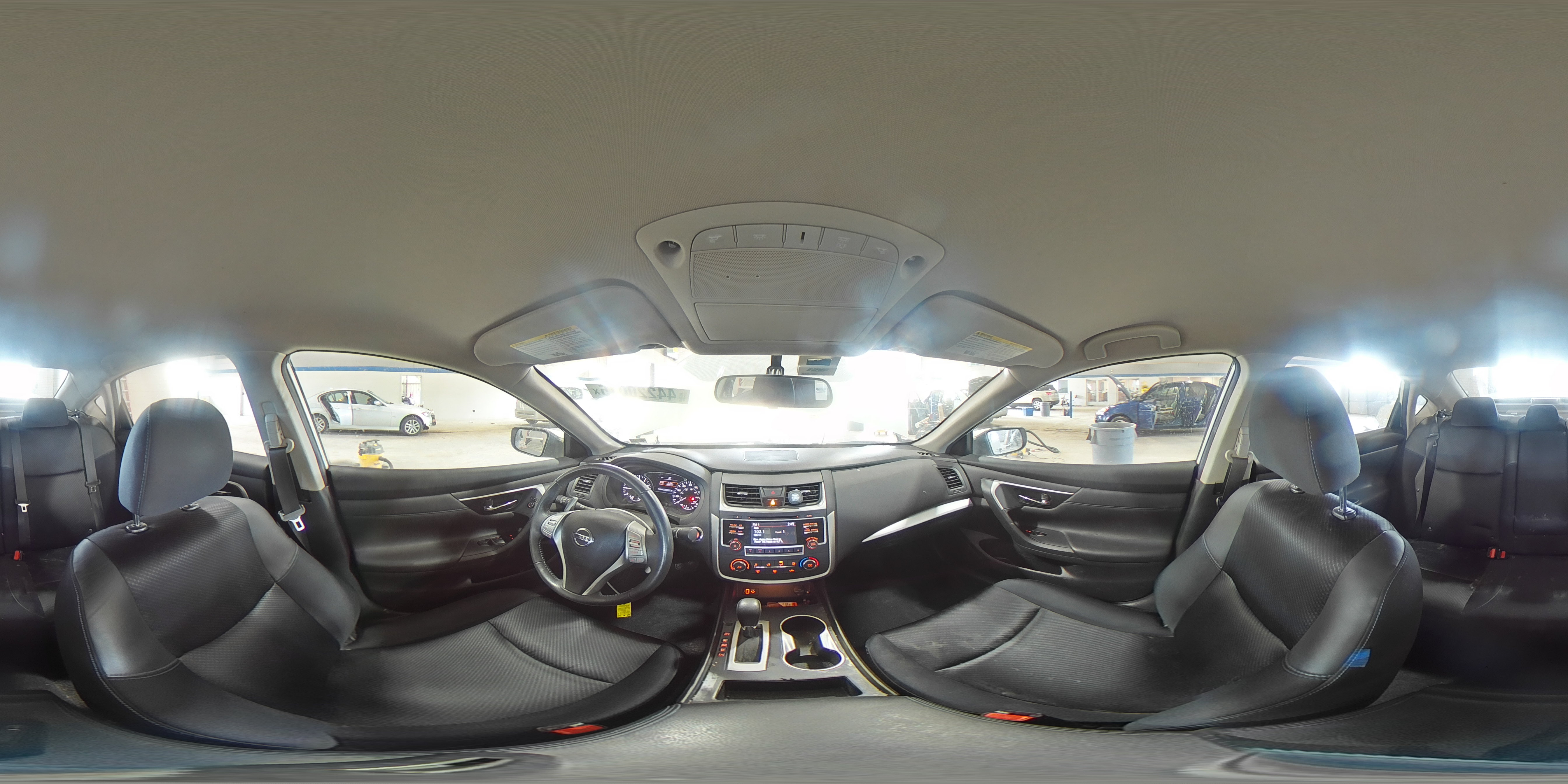 2017 Nissan Altima - Image 13