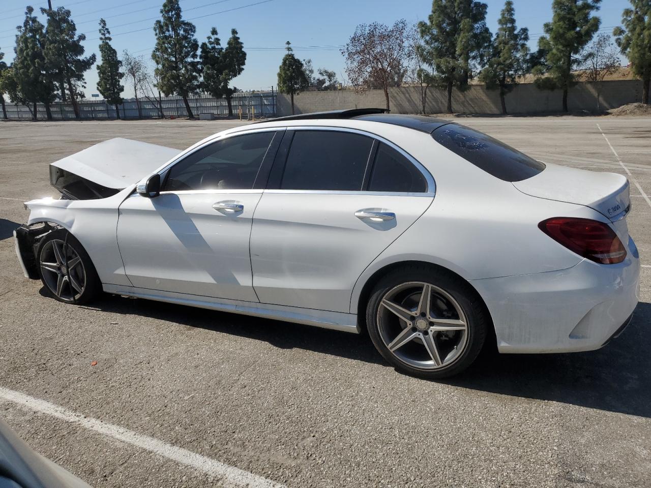 2015 Mercedes-Benz C-klasse - Image 2