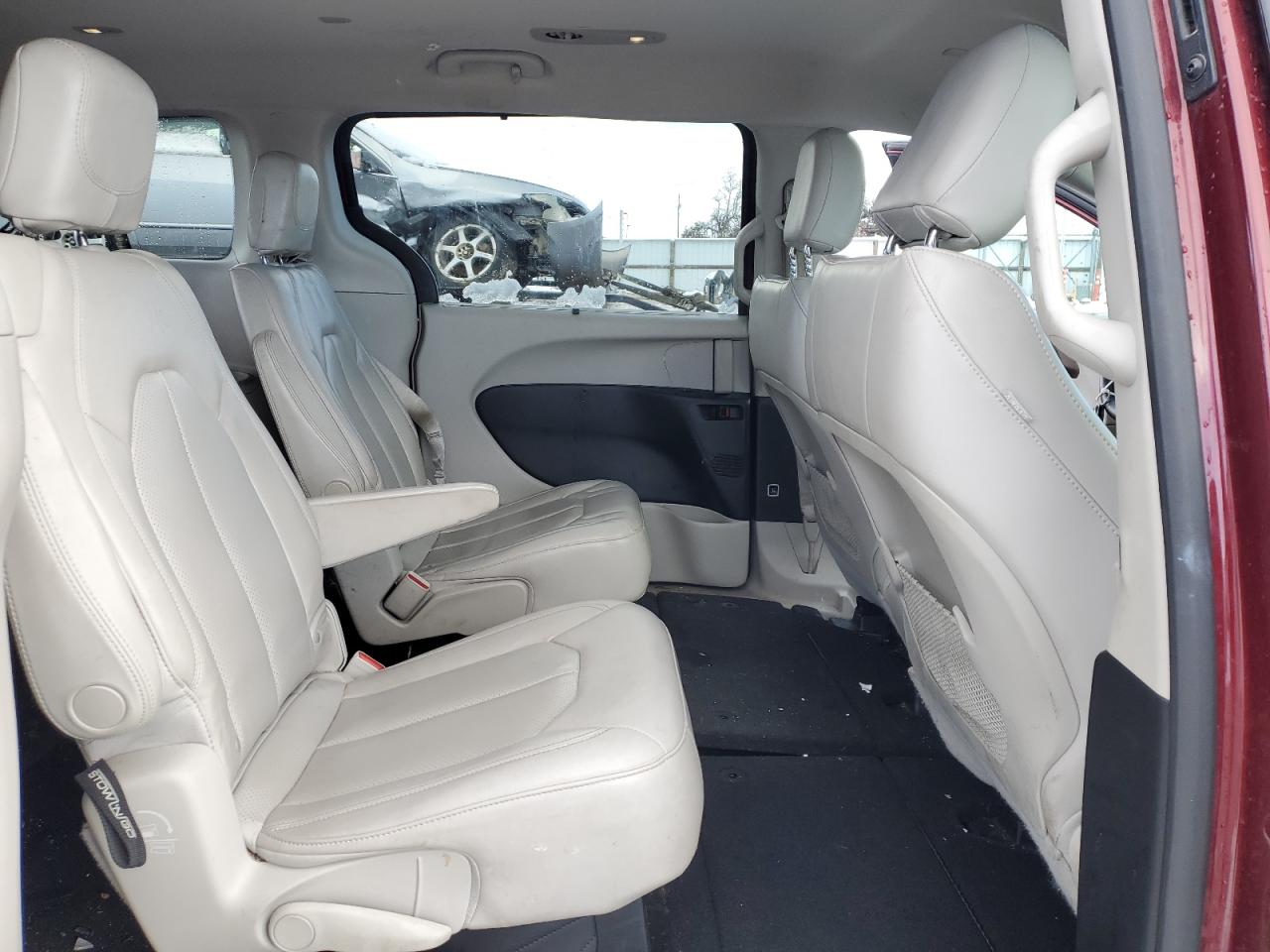 2021 Chrysler Voyager - Image 11