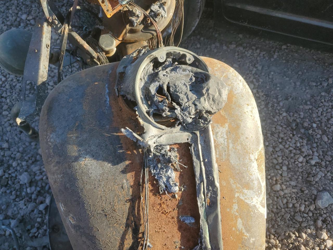 2010 Harley-Davidson Flhtcu VIN: 1HD1FC418AB623748 Lot: 43389695