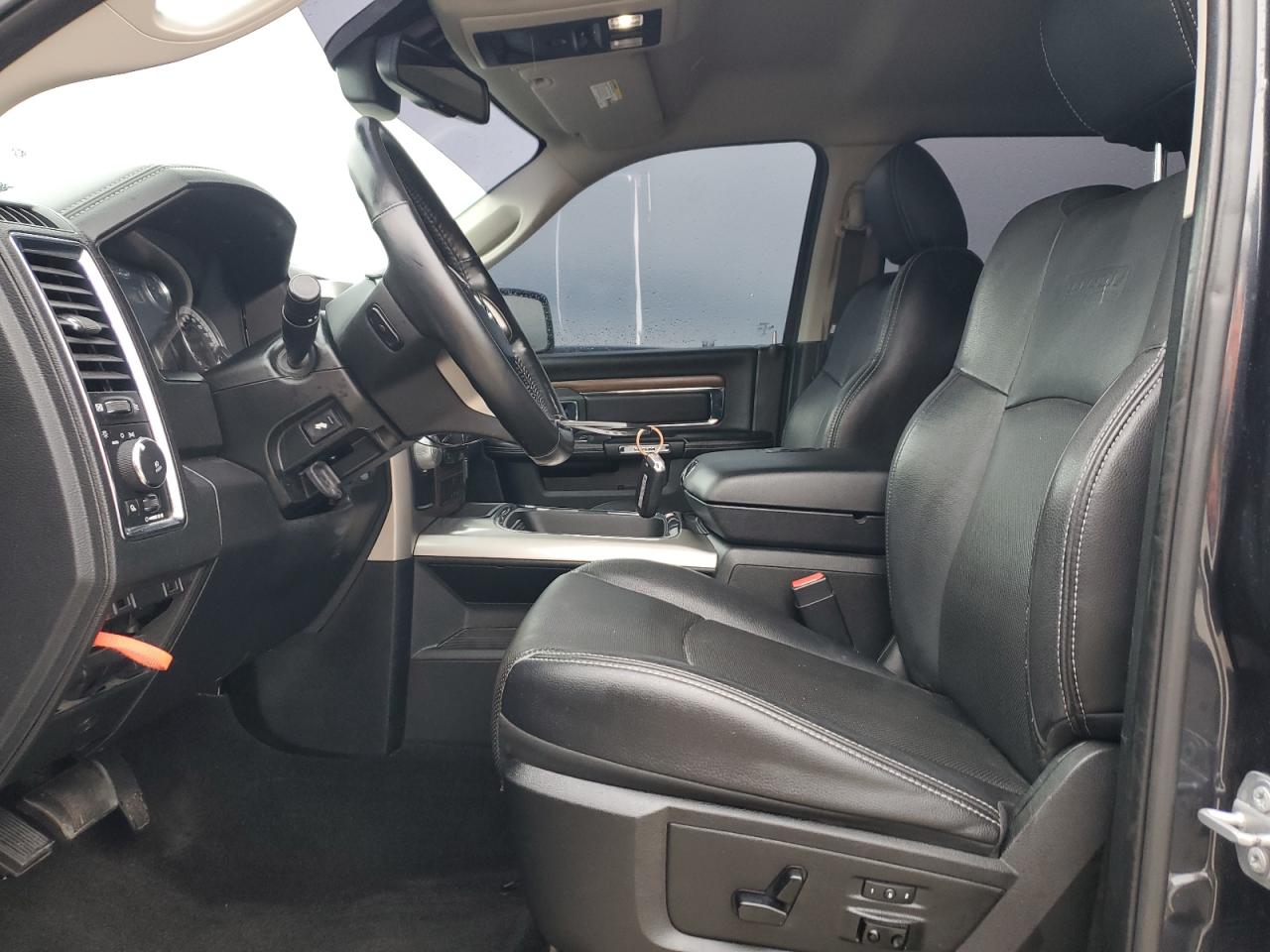 2017 RAM 1500 - Image 7