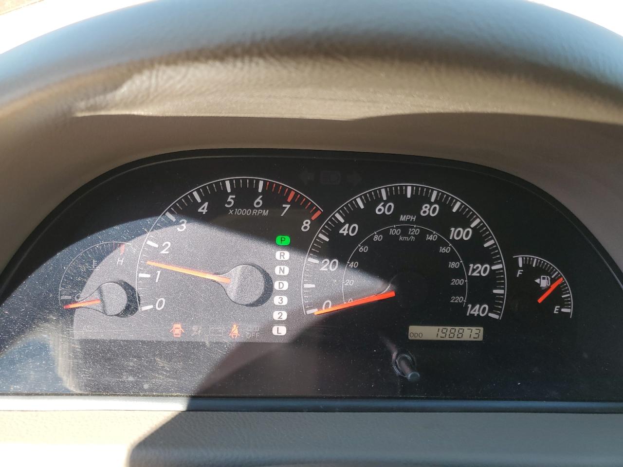 2005 Toyota Camry - Image 9