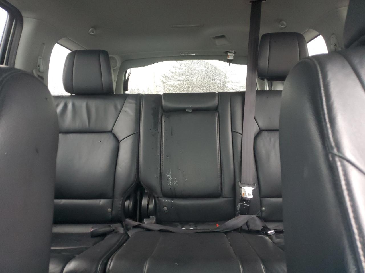 2015 Honda Pilot - Image 10