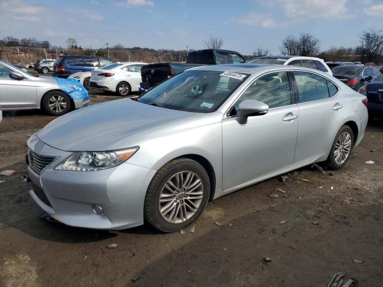 2013 Lexus ES - Image 1