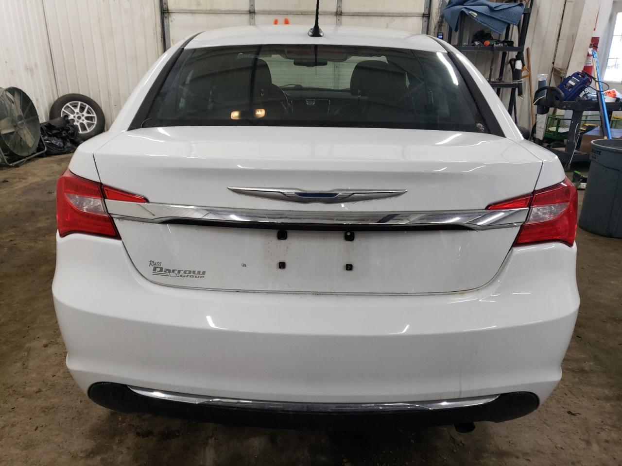 2011 Chrysler 200 - Image 6